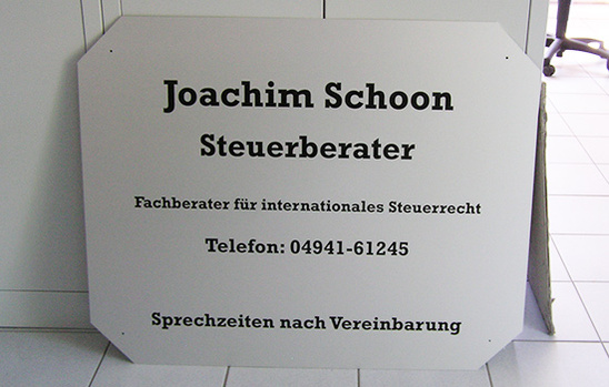 Aluminium Schild graviert mit geschrägten Ecken